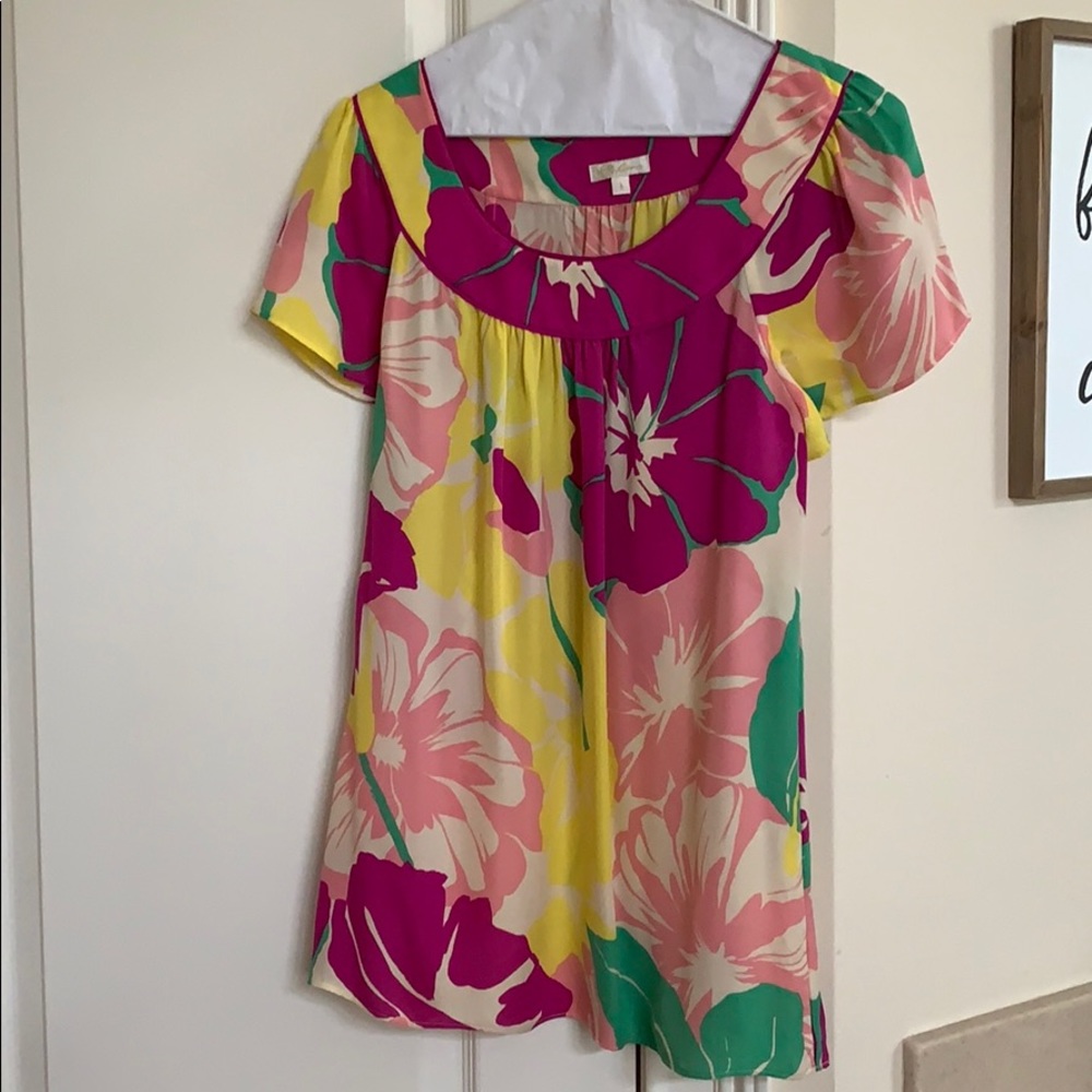 Women’s blouse